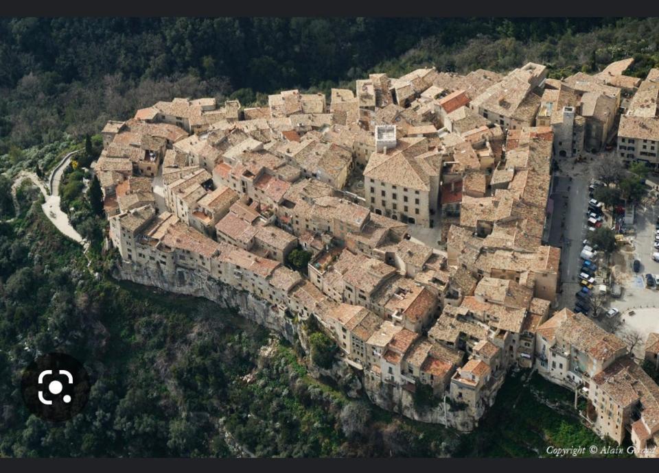 Carpe Diem Tourrettes-sur-Loup Buitenkant foto
